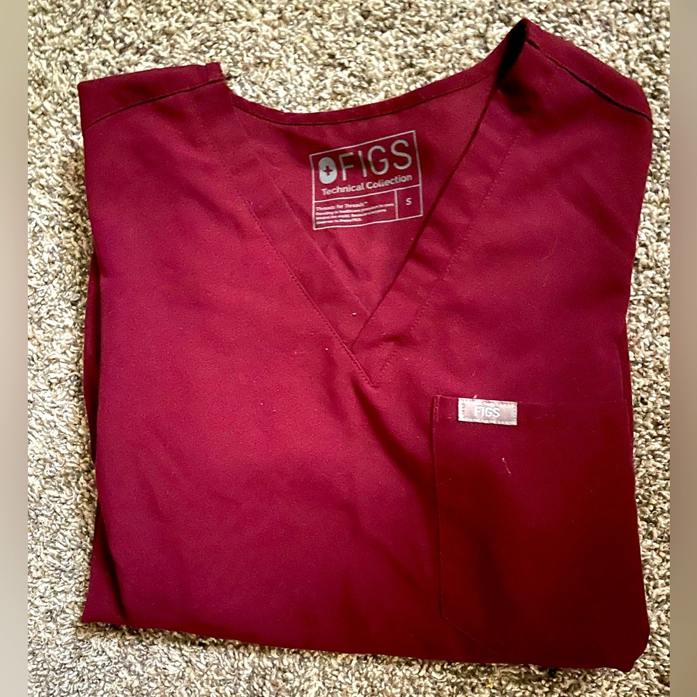 FIGS burgundy limited edition color scrub top size S